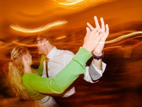 12-06-02-wedding-laurarobin-583
